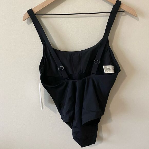 Athleta Hermosa One Piece Swimsuit - Picture 7 of 12